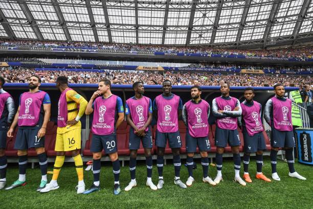 毋庸置疑 毋庸置疑