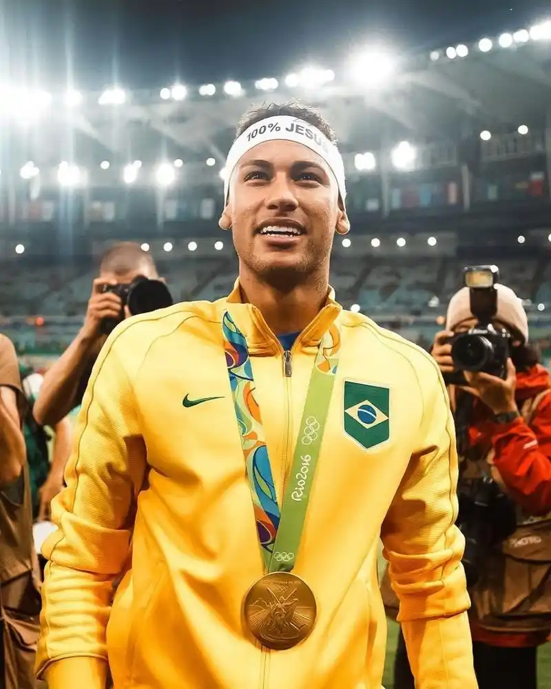 在这个充满 在这个充满